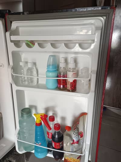 Dawlance Room Fridge Refrigerator Condition 9/10