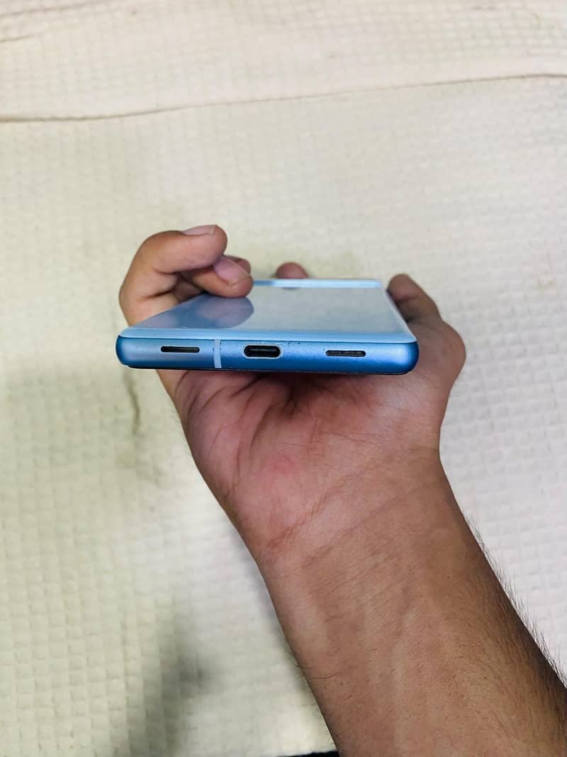 Google Pixel 7a 1
