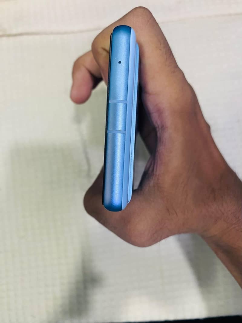 Google Pixel 7a 3