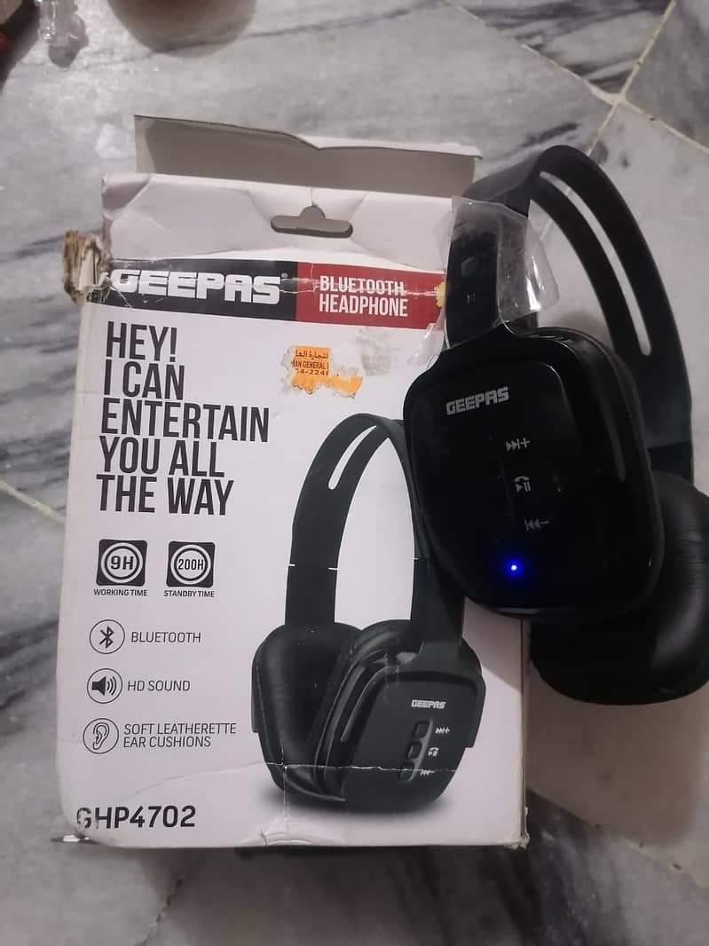 headphone 0