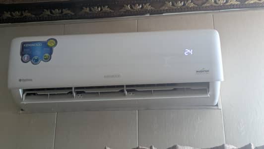 Kenwood 1.5 Ton Inverter AC (Heat & Cool) – Excellent Condition