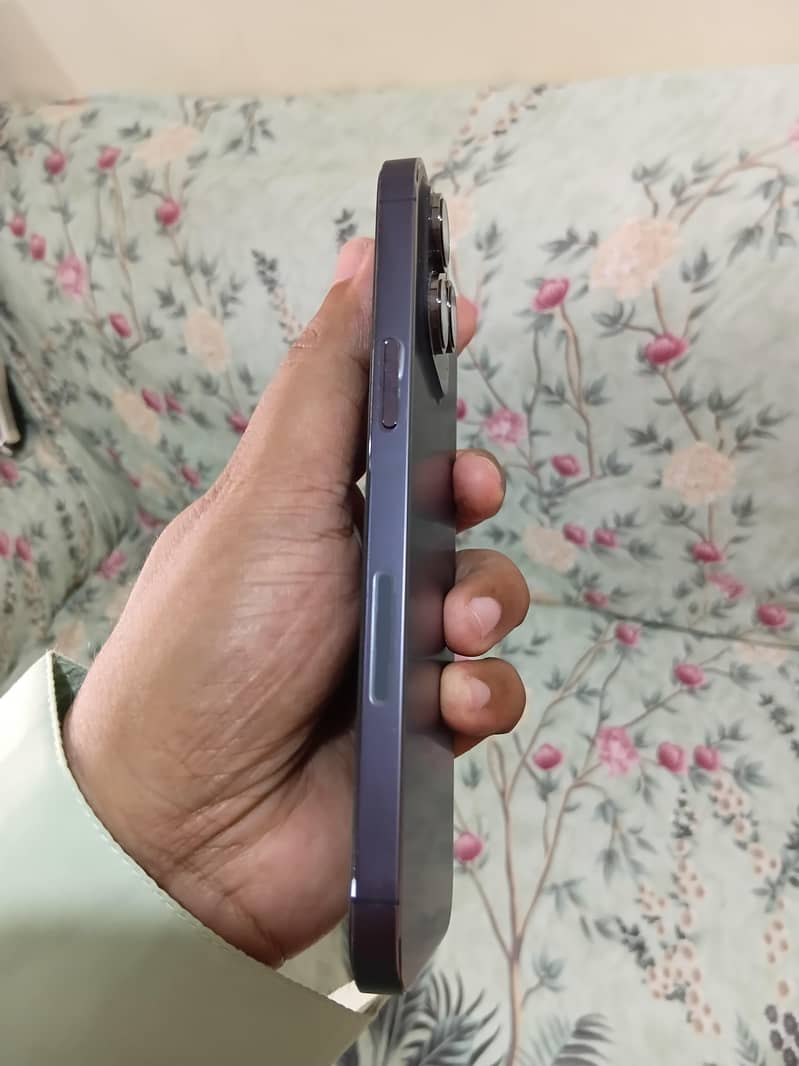 iphone 14 pro max 1