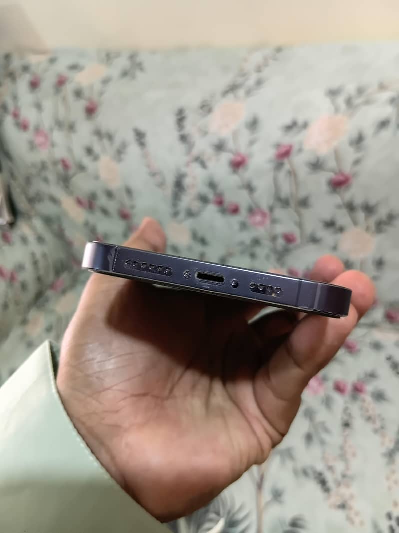 iphone 14 pro max 2