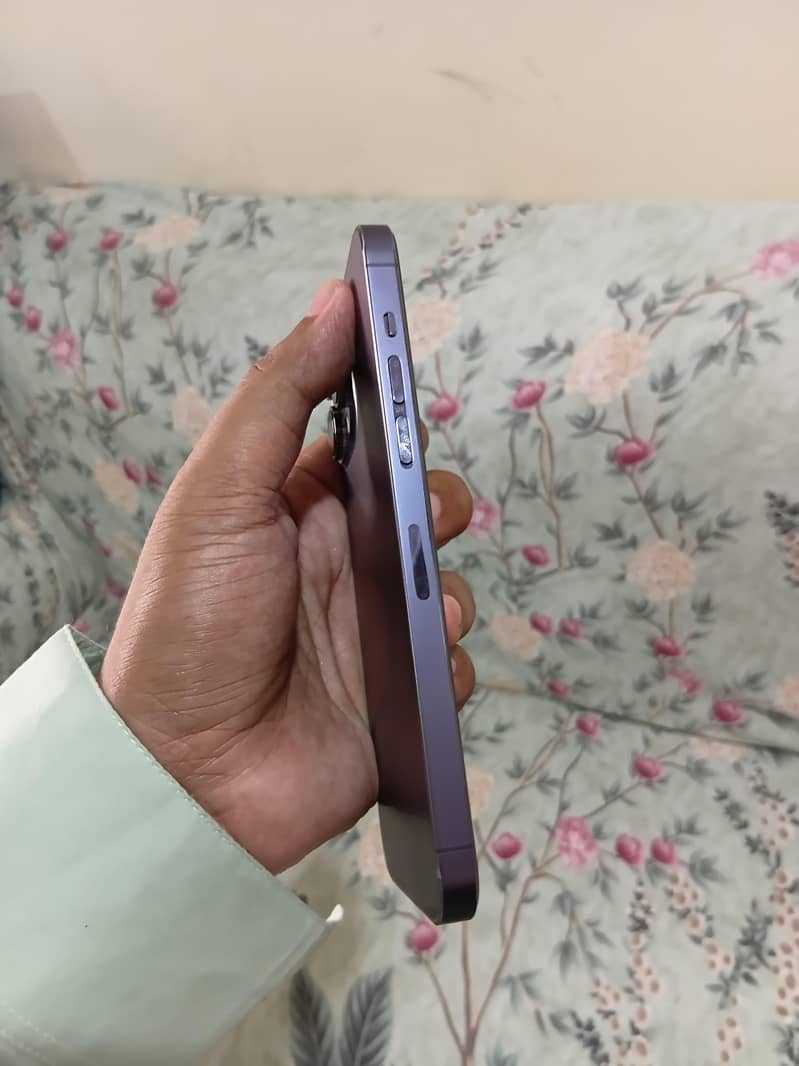 iphone 14 pro max 3