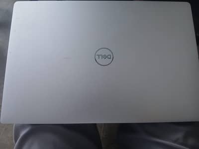 Dell XPS 9370 [ core i5 8th gen] 8gb ram 256 nvme ssd