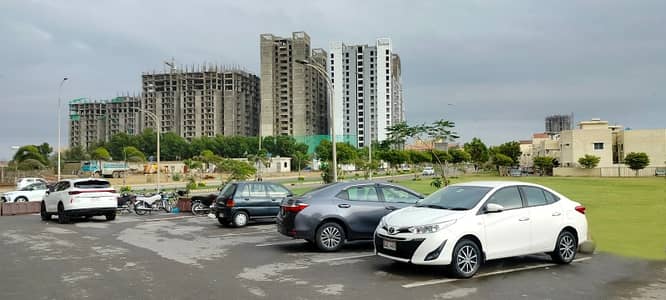 Naya Nazimabad Com 50 Ashaab Builders Stadium View Residencia Main Road Facing Apartments