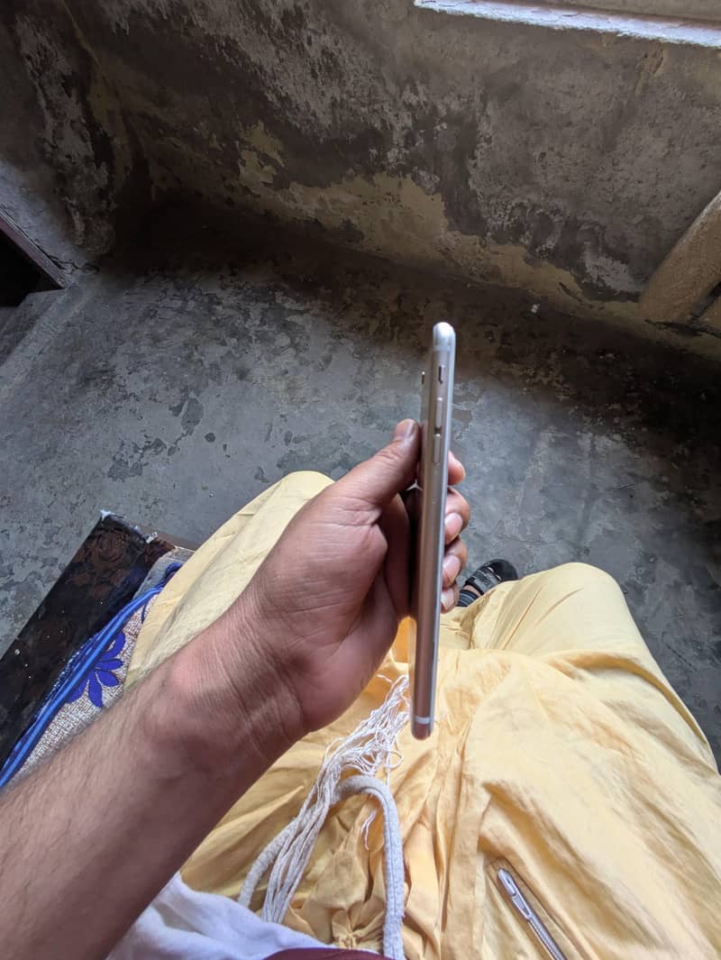 Apple iPhone 6 Plus 6