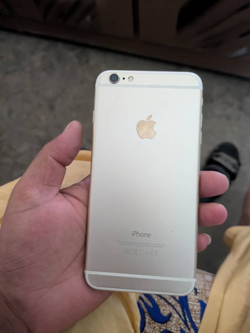 Apple iPhone 6 Plus 8