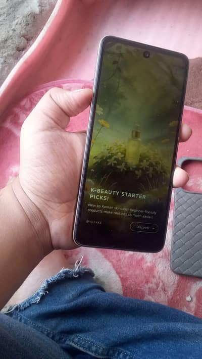Tecno Spark 20C. 6 128 GB 5 hazar bettery