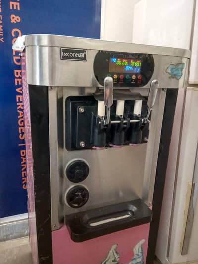 Cone ice cream machine & Slush machine