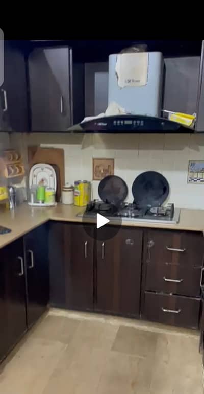 2 bed dd 2 side corner half portion available for rent