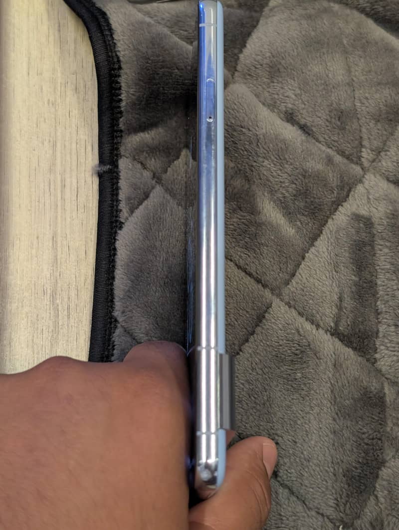 Google Pixel 8 Pro 3