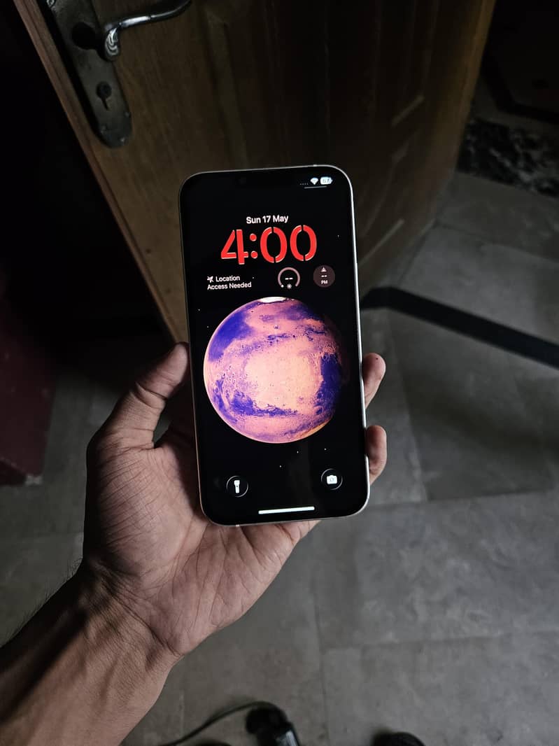 Apple iPhone 14 plus 3