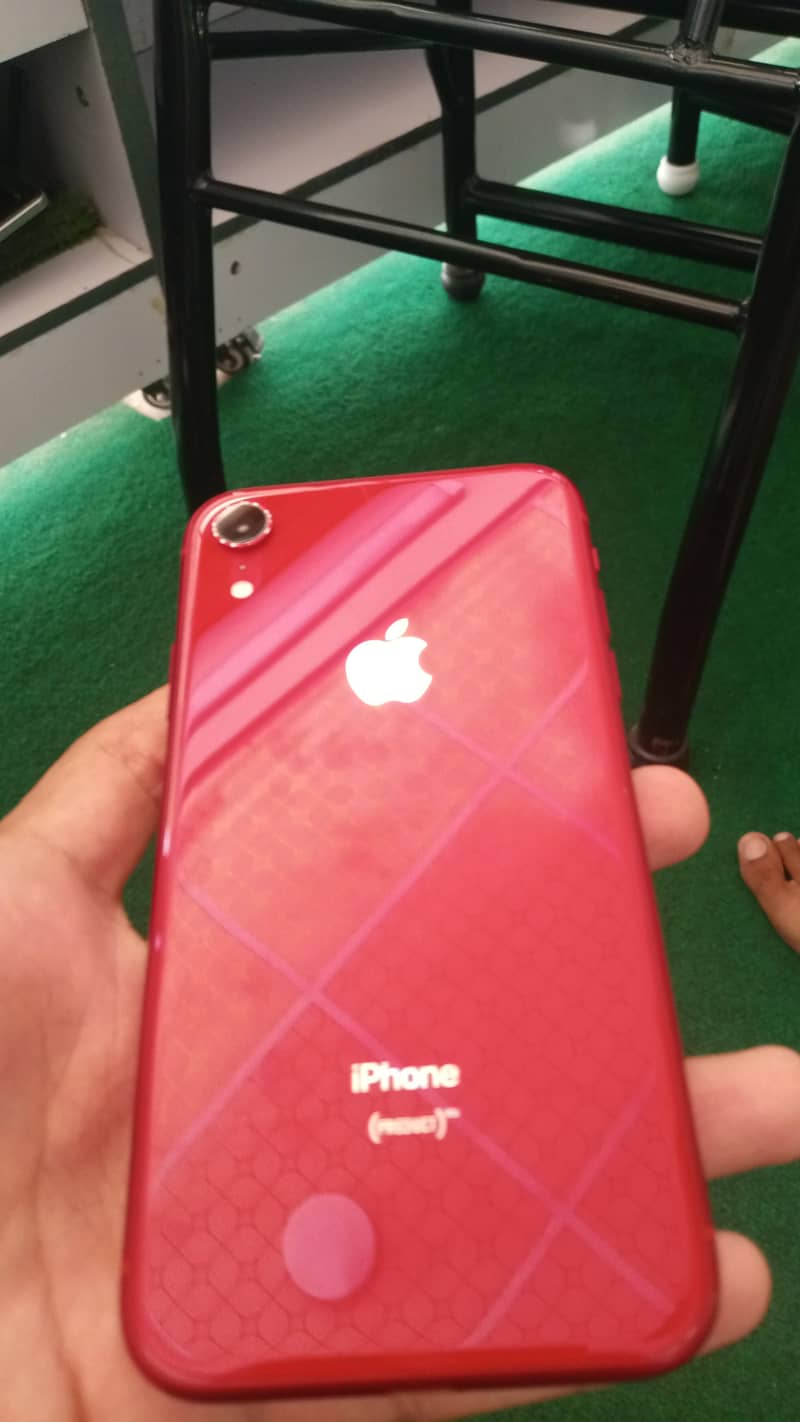 Apple iPhone XR 0