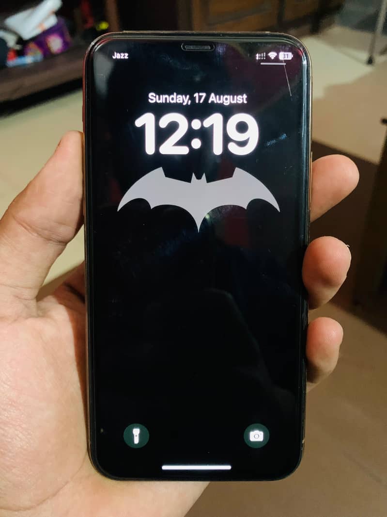 Apple iPhone 11 Pro 2