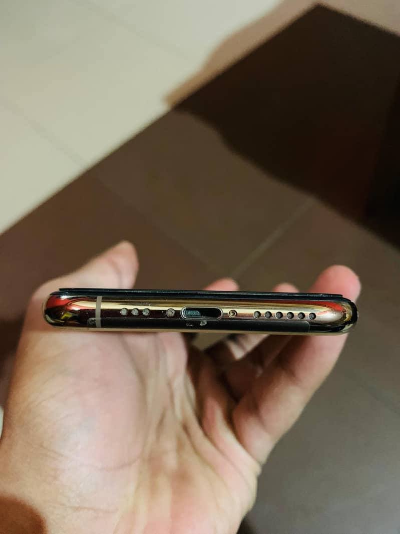 Apple iPhone 11 Pro 5