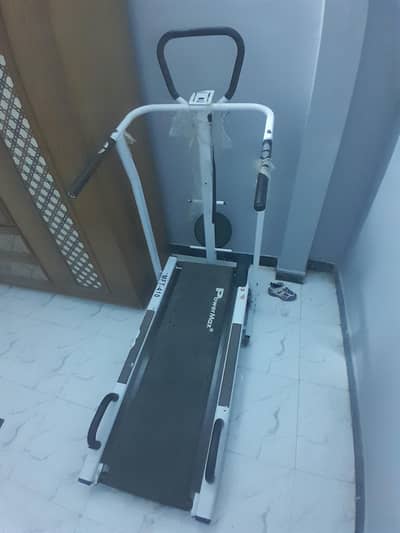 Powermax Manual Treadmill with Twister