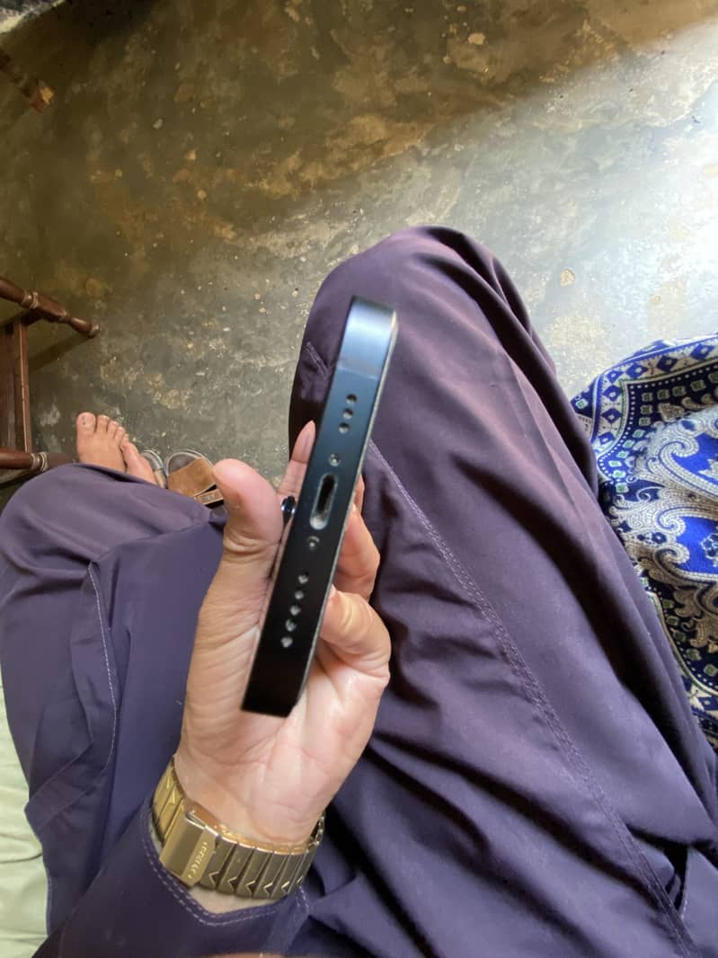 Apple iPhone 14 2