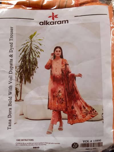 Alkram brand new unstitched suiet