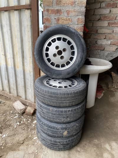 13 Inch Allow Wheels With Good Condition Tyres 114 PCD 5 Rim Tyres