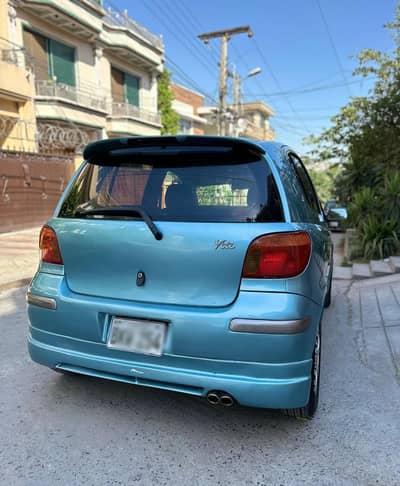 Toyota Vitz FL 1.0 Forsale.