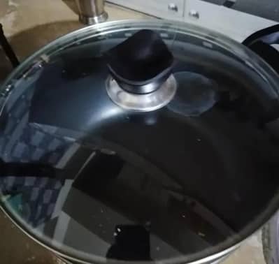 cooking pot