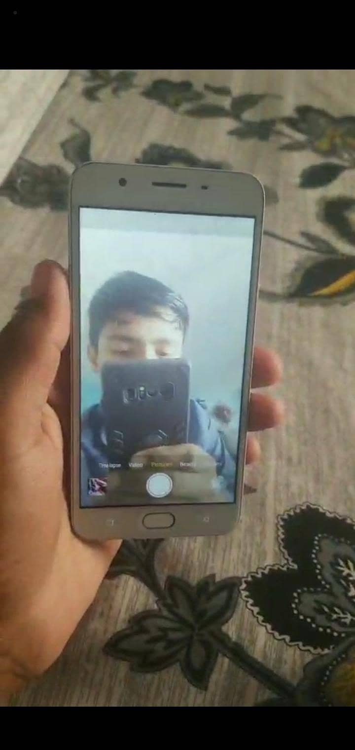 OPPO A1s 1