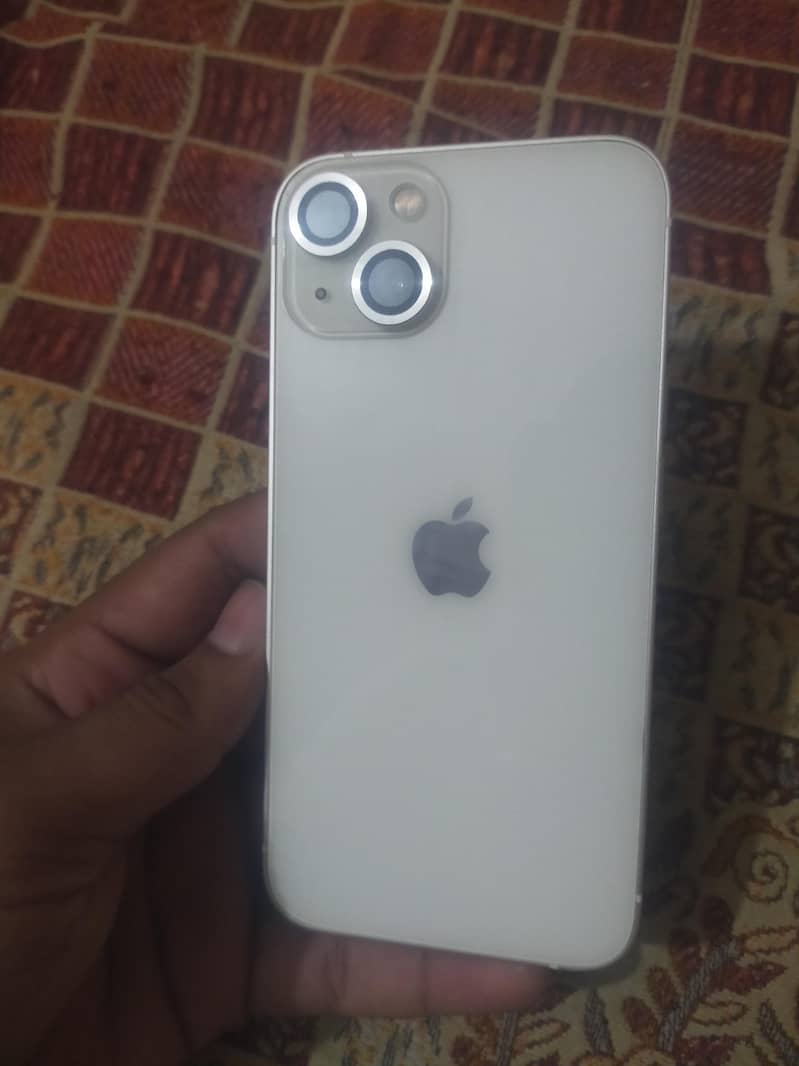 Apple iPhone 13 1