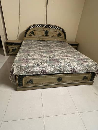 Complete Bedroom Set Bed Mattress Dressing Table Mirror Side Tables