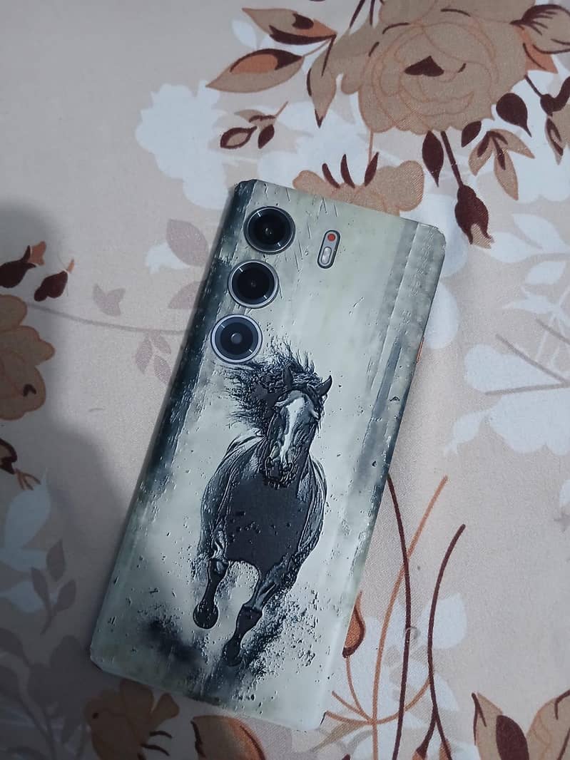 Tecno CAMON 40 Pro 2