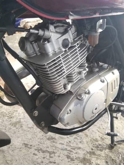 Suzuki GS 150