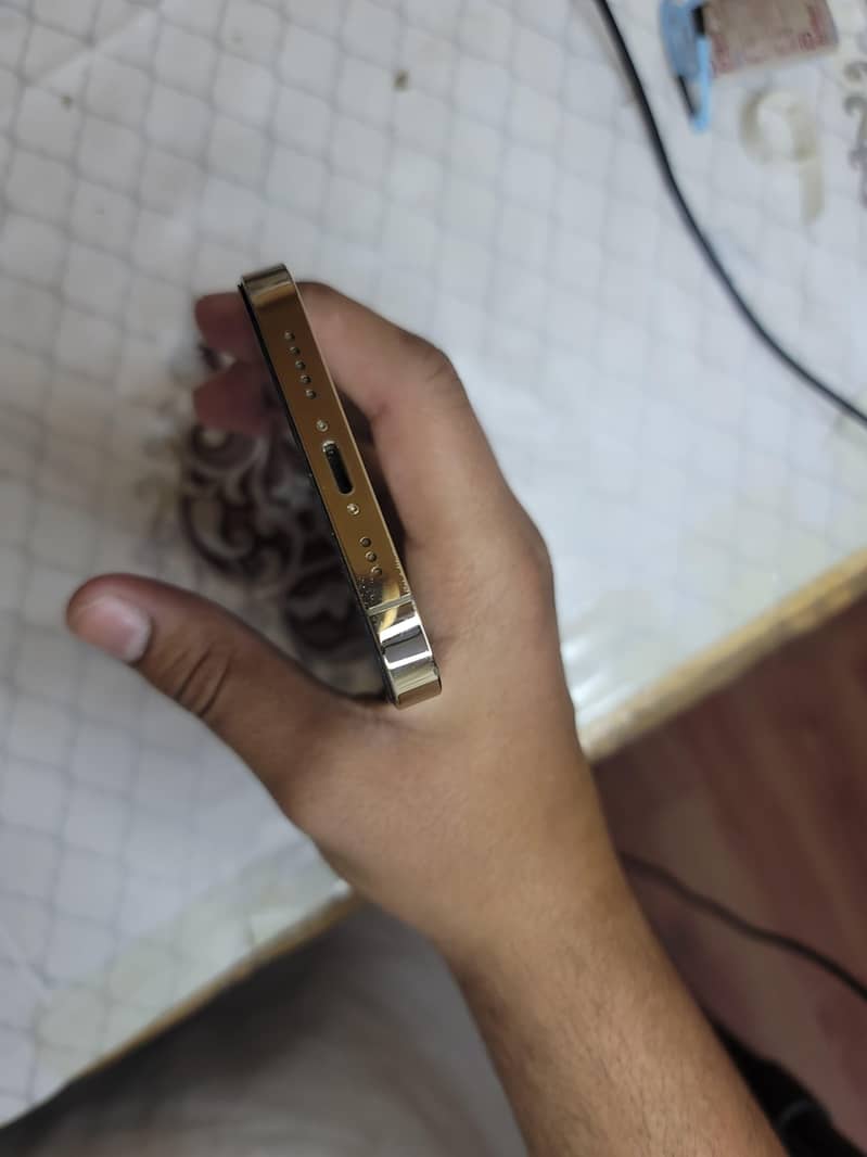 Iphone 12 pro 2
