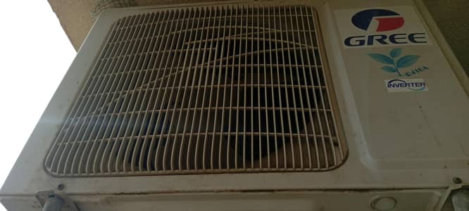 Gree Inverter Split AC 1 ton