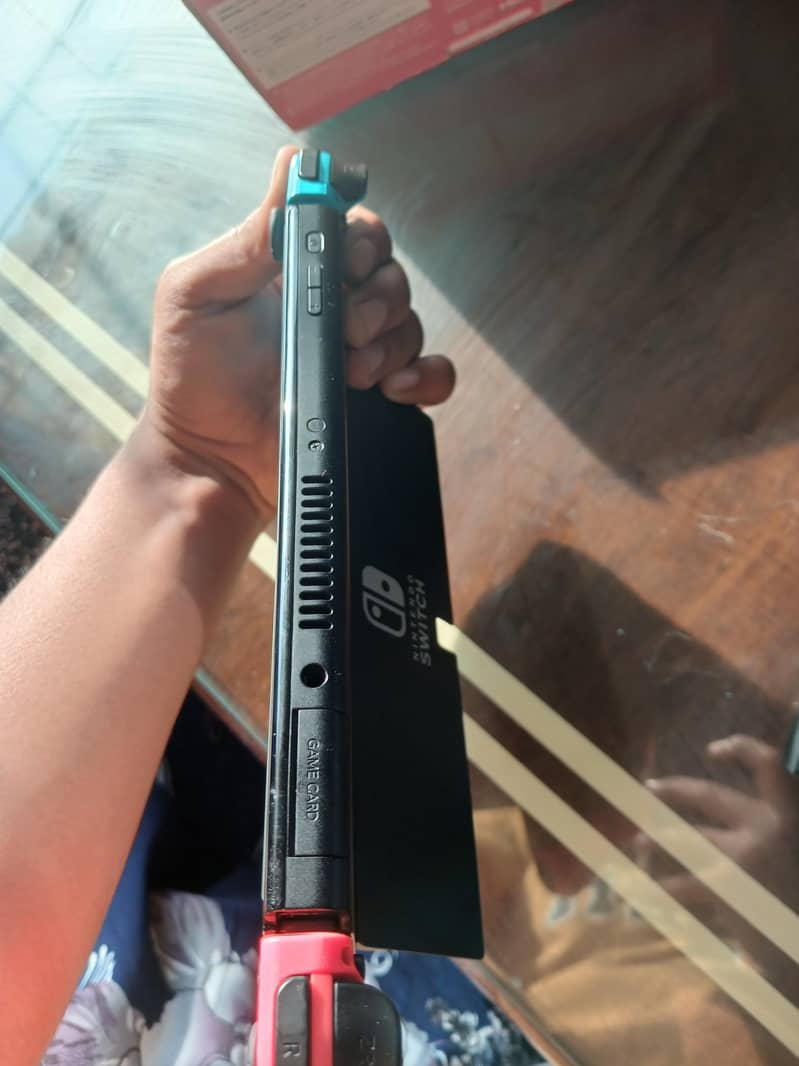 Nintendo switch oled 4