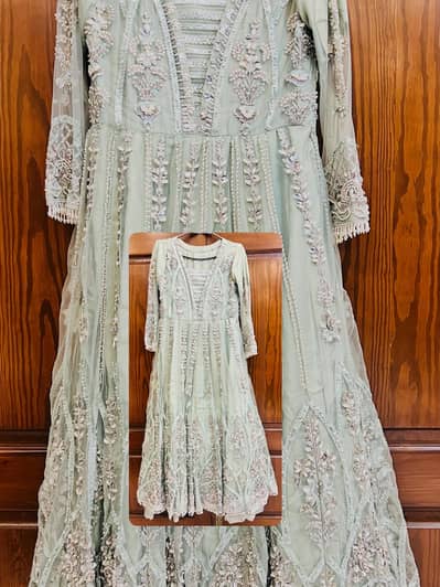  Elegant Mint Green Luxury Maxi Dress 