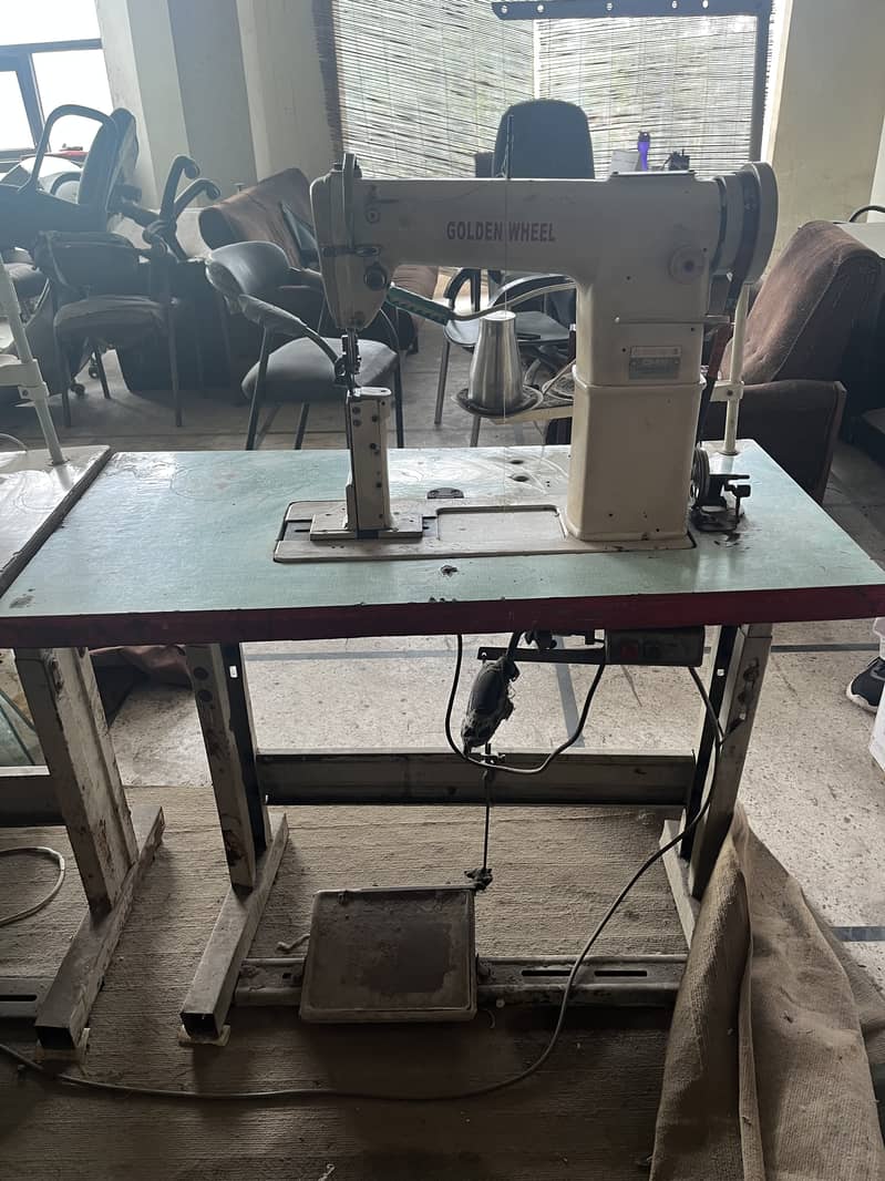 Single Needle Sewing Machine 2