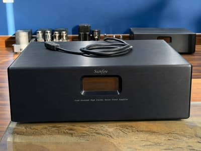 Sunfire USA Hi Fi power amplifier