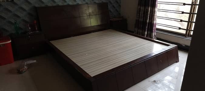 king side bed with matress
