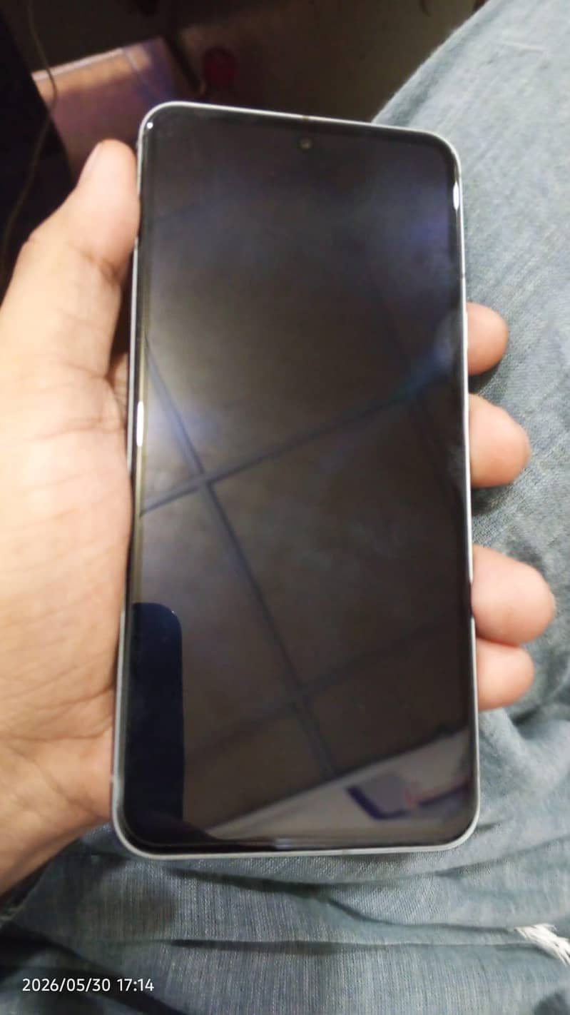 Google Pixel 8a 1