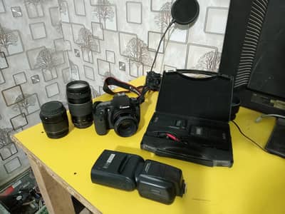 DSLR Camera Canon 60d with Boya Mic M6