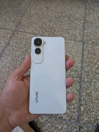 Vivo Y400
