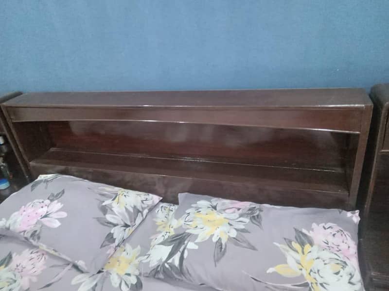 bedside 2