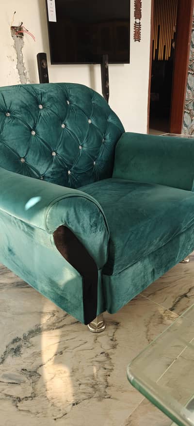 urgent sofa set for sale (3+2+1)