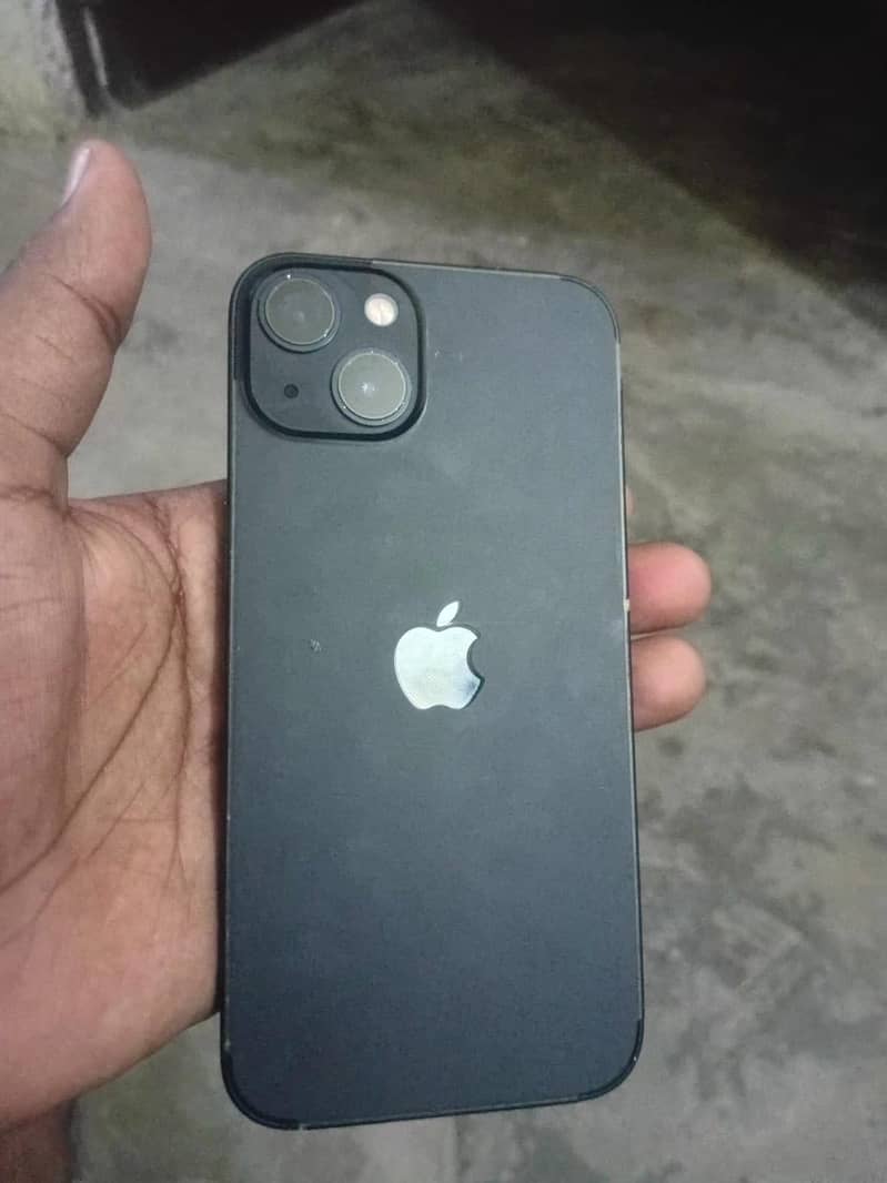 iPhone 13 5