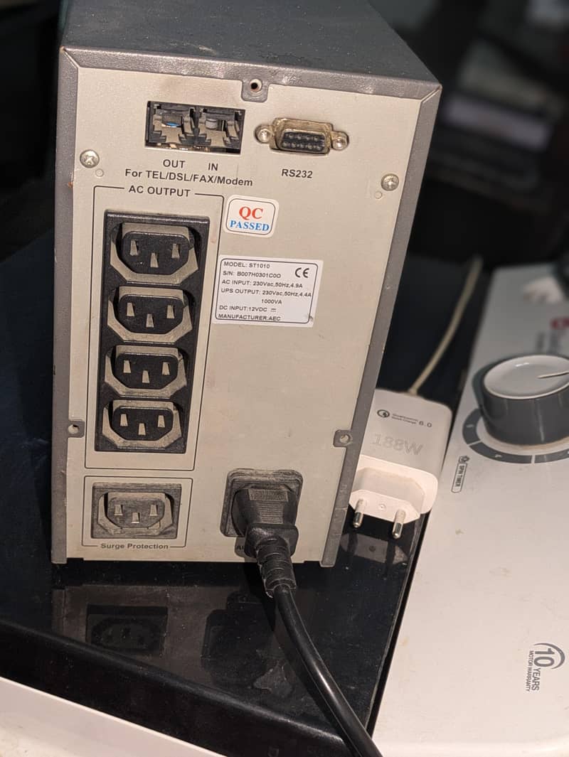 2 piece Mini UPS 1