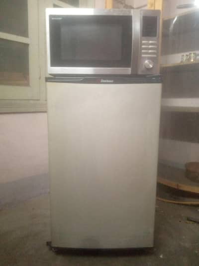 Medum size Dawlance Fridge