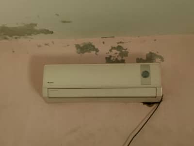 1.5 ton gree ac for sale non inverter