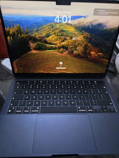 Apple M2 8 gb 256 ssd