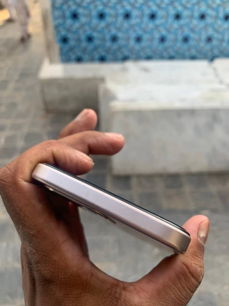 OPPO A6 3