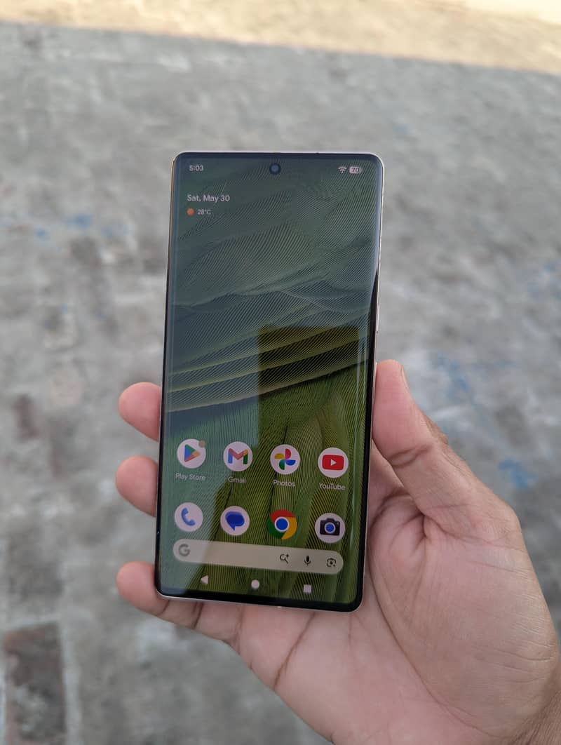 Google Pixel 7 Pro 9